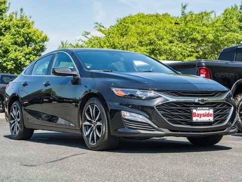 Used 2024 Chevrolet Malibu RS FWD image 2
