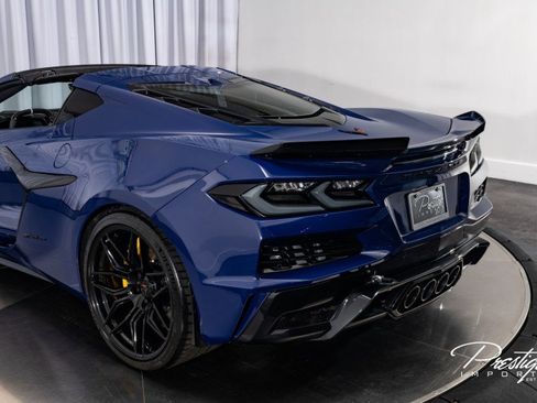 Used 2025 Chevrolet Corvette Z06 w/ Stealth Interior Trim Package image 16