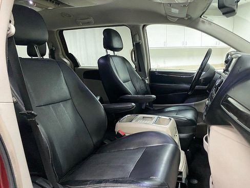 Used 2012 Chrysler Town & Country Touring w/ Entertainment Group #1 image 14