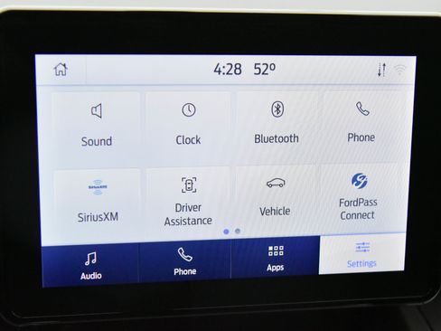 Used 2022 Ford Explorer XLT w/ Equipment Group 202A image 21