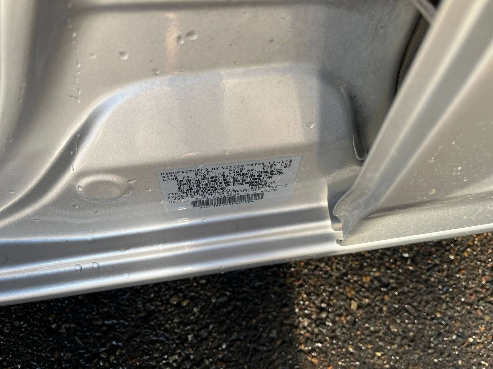 Used 2025 Nissan Versa SV FWD image 28