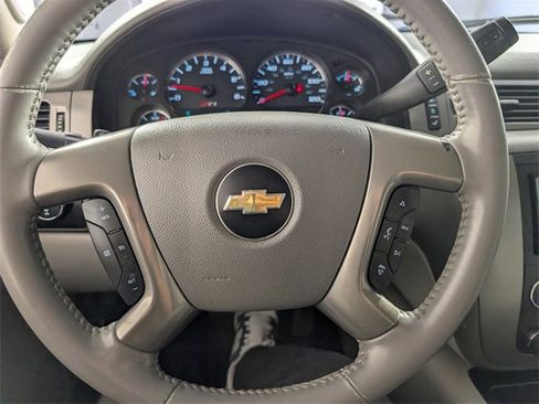Used 2011 Chevrolet Avalanche LT w/ Luxury Package image 22