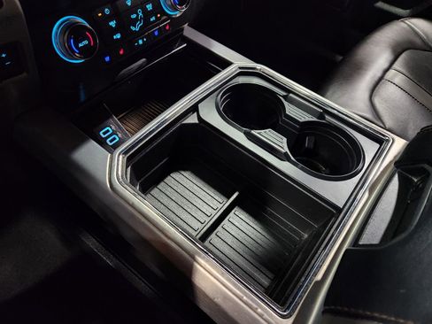 Used 2019 Ford F250 Platinum w/ Platinum Ultimate Package image 38