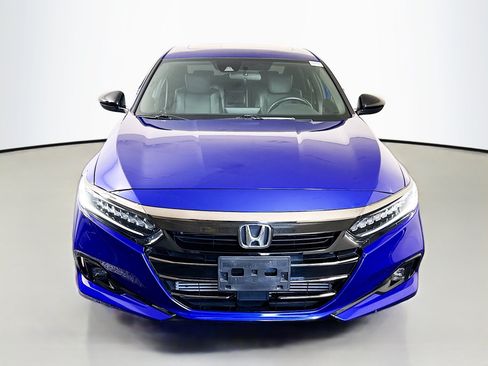 Used 2021 Honda Accord Sport image 2