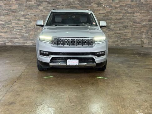 Used 2022 Jeep Grand Wagoneer Series III AWD/4WD image 33