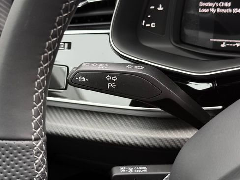 New 2026 Audi SQ8 Premium Plus AWD/4WD image 11