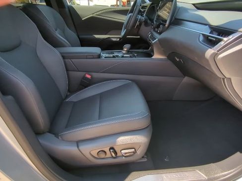 Used 2023 Lexus RX 350 Premium image 23