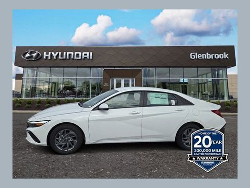 New 2026 Hyundai Elantra Hybrid FWD image 1