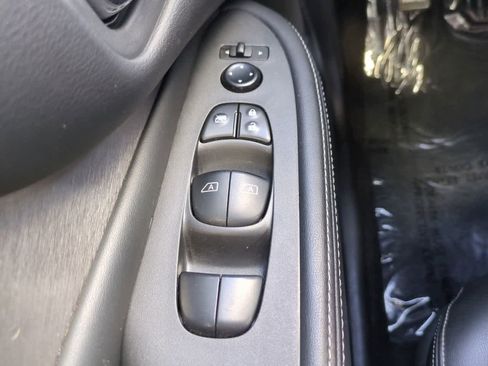Used 2023 Nissan Murano SV AWD/4WD image 22