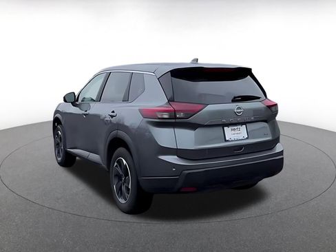 Used 2025 Nissan Rogue SV image 12