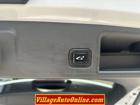 Used 2021 GMC Terrain SLT w/ Elevation Edition AWD/4WD image 36