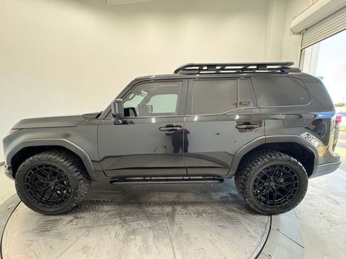 Used 2024 Lexus GX 550 image 16