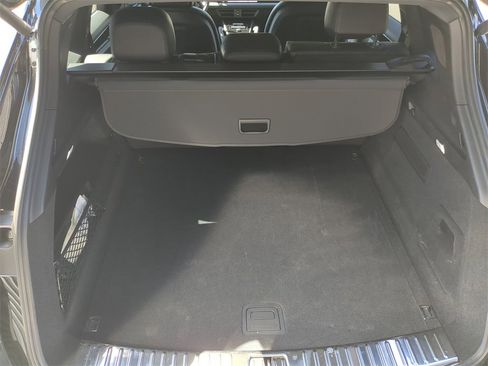 Used 2025 Porsche Cayenne image 17