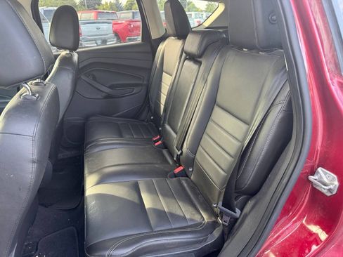 Used 2015 Ford Escape SE w/ Equipment Group 201A AWD/4WD image 12