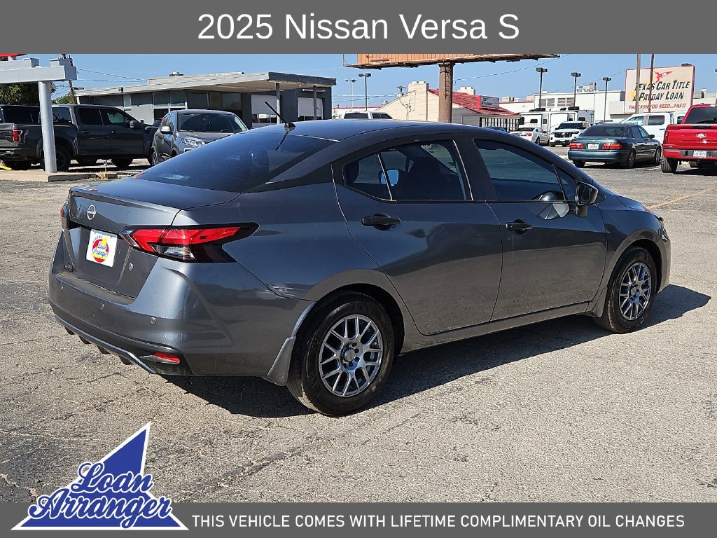 Used 2025 Nissan Versa S FWD image 13