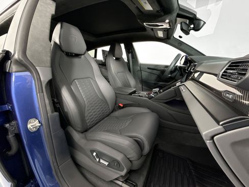 Used 2024 Lamborghini Urus S AWD/4WD image 31