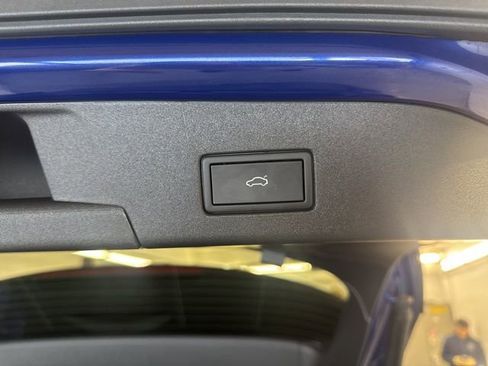 Certified 2022 Volkswagen ID.4 Pro S image 22