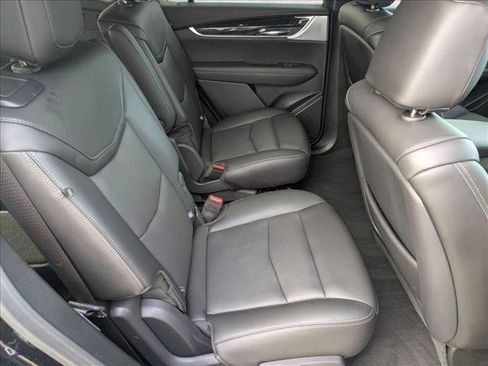 Used 2024 Cadillac XT6 Premium Luxury image 21