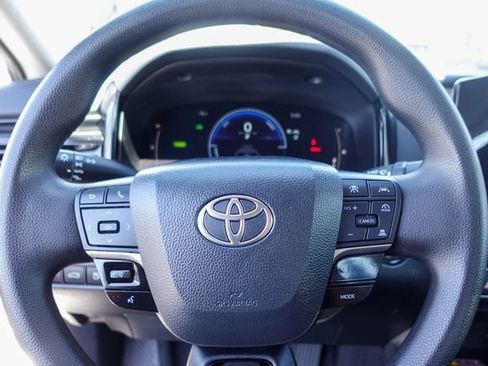 Certified 2025 Toyota Camry LE image 13