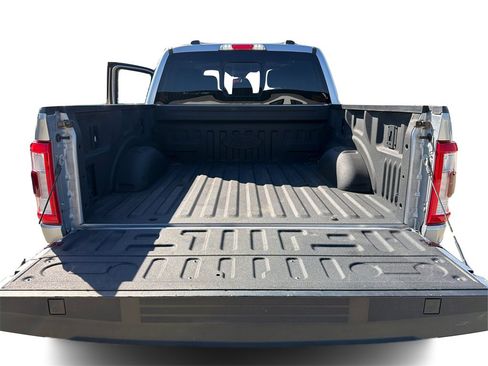 Used 2023 Ford F150 Lariat w/ Trailer Tow Package image 13
