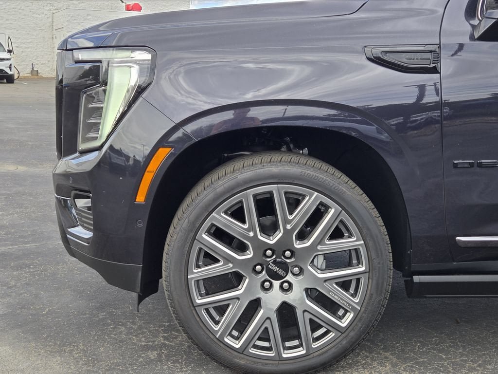 New 2026 GMC Yukon XL Denali Ultimate w/ LPO, Illumination Package AWD/4WD image 5