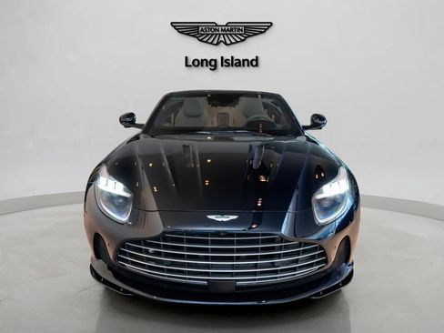Used 2024 Aston Martin DB12 Convertible RWD image 3
