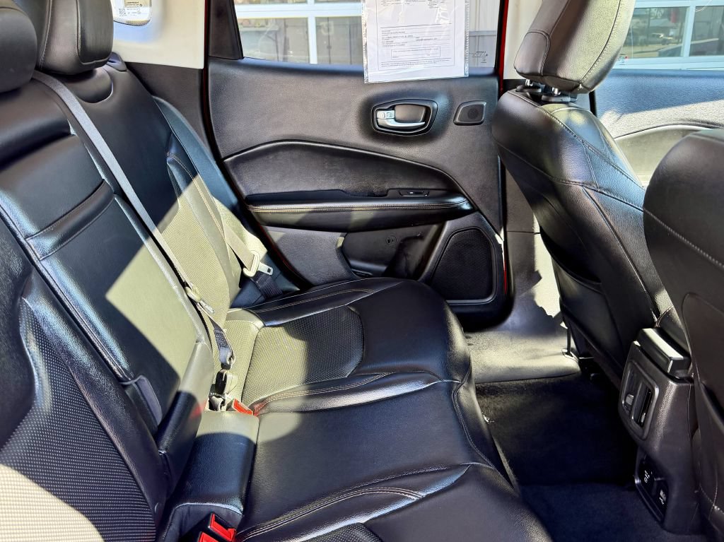 Used 2017 Jeep Compass Limited AWD/4WD image 15