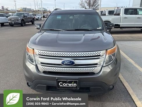 Used 2014 Ford Explorer XLT w/ Equipment Group 202A image 3