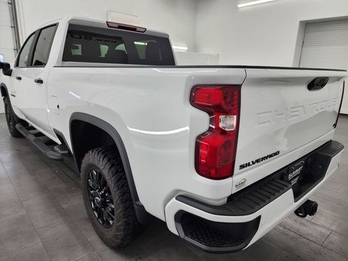 Used 2023 Chevrolet Silverado 2500 LT w/ Z71 Sport Edition image 6