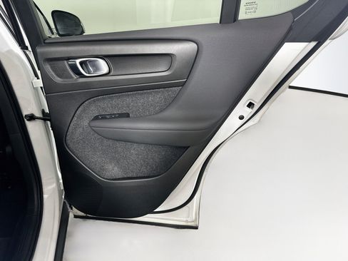 Used 2023 Volvo C40 P8 Recharge Plus AWD/4WD image 30