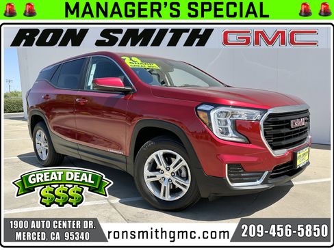 Used 2024 GMC Terrain SLE image 1