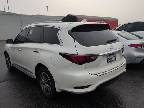 Used 2020 INFINITI QX60 Luxe w/ Essential Package image 4