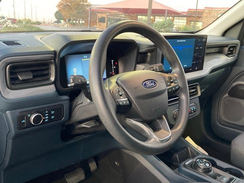 Used 2025 Ford Maverick XL w/ Equipment Group 102A image 9