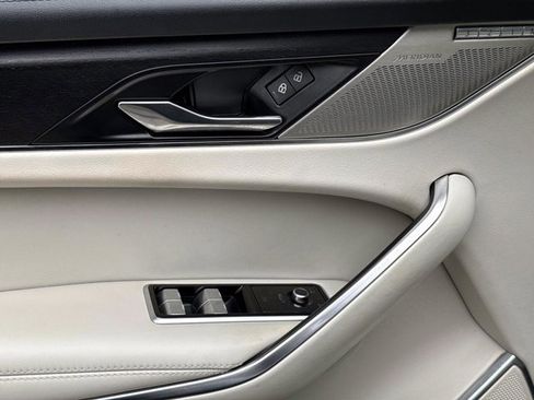 Used 2021 Jaguar F-PACE S image 19