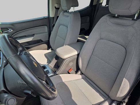Used 2018 Chevrolet Colorado LT AWD/4WD image 18