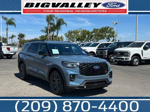 Certified 2025 Ford Explorer ST RWD image 1