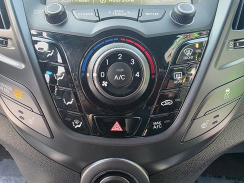 Used 2016 Hyundai Veloster Turbo image 33