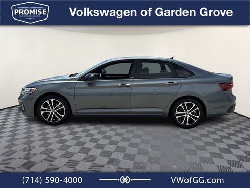 Used 2023 Volkswagen Jetta Sport w/ IQ.Drive Package FWD image 5