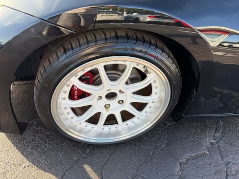 Used 2020 Nissan 370Z Coupe RWD image 11