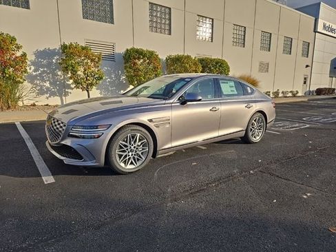 Used 2025 Genesis G80 2.5T image 40