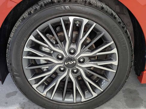 Certified 2024 Kia Forte GT-Line w/ GT-Line Premium Package image 3