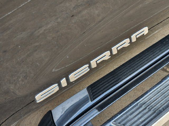 Used 2022 GMC Sierra 1500 SLT AWD/4WD image 12