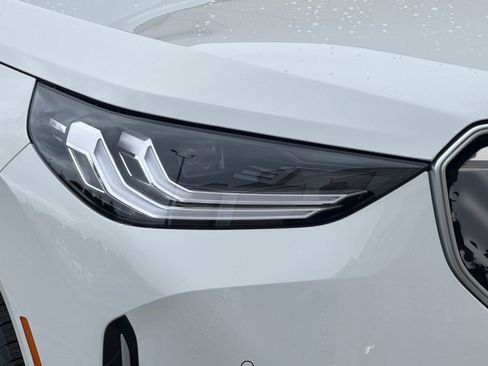 New 2026 BMW X3 xDrive30 w/ Premium Package image 11