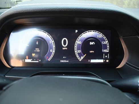 Used 2021 Jeep Grand Cherokee L Limited AWD/4WD image 32