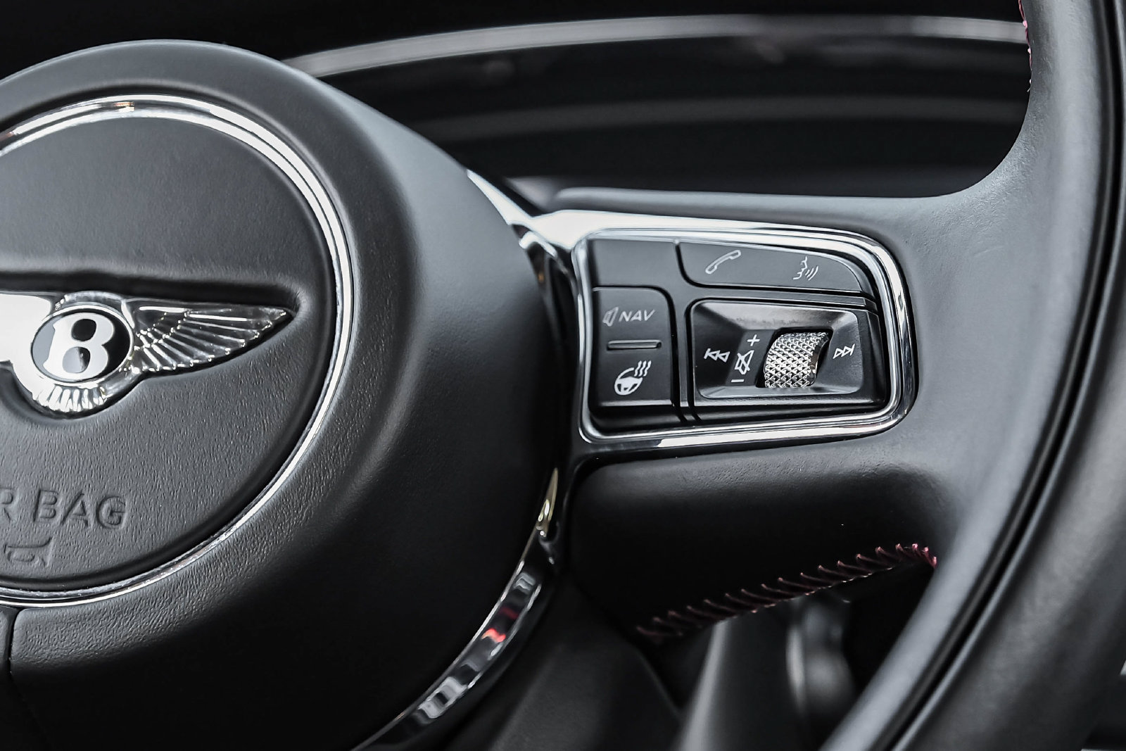 Used 2021 Bentley Bentayga Speed AWD/4WD image 19