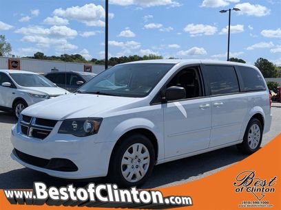 Used 2017 Dodge Grand Caravan SE w/ Power Window Group