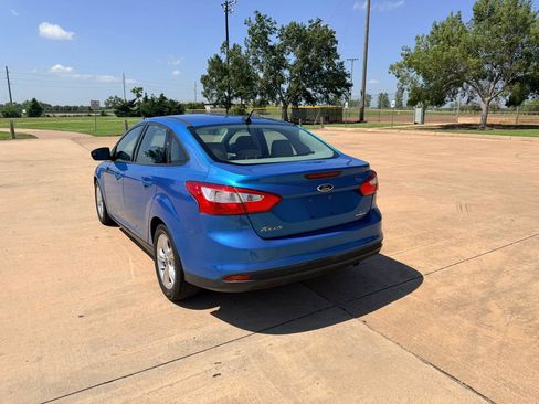 Used 2014 Ford Focus SE FWD image 8