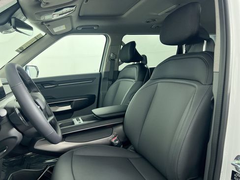 New 2026 Kia EV9 Light RWD image 14