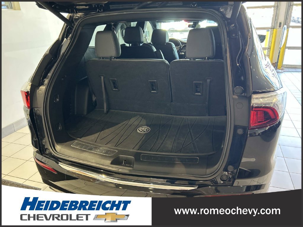Used 2024 Buick Enclave Essence w/ Sport Touring Edition FWD image 15