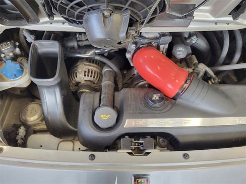 Used 2006 Porsche 911 Carrera 4 image 27